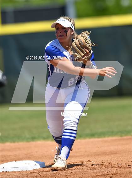Thumbnail 2 in O'Connor vs MacArthur [Douglas] (UIL 6A Bi District) photogallery.