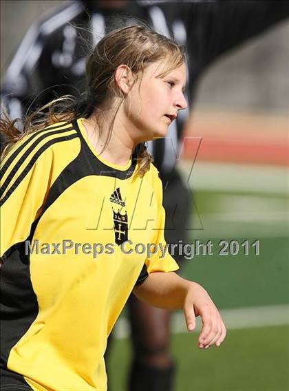 Thumbnail 2 in FW Lake Country Christian vs Dallas Lutheran (Tapps Division lll Area Final) photogallery.