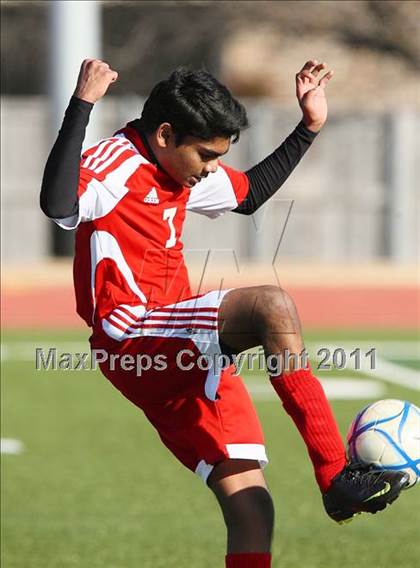 Thumbnail 2 in FW Lake Country Christian vs Dallas Lutheran (Tapps Division lll Area Final) photogallery.