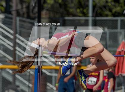 Thumbnail 1 in Simi Valley Track and Field Invitational (Girls Events) photogallery.