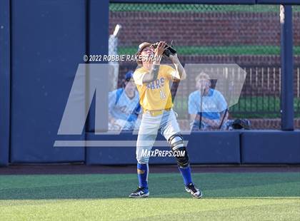 Thumbnail 3 in Brownsboro vs. Sunnyvale (UIL 4A Region II Bi-District Playoff) photogallery.