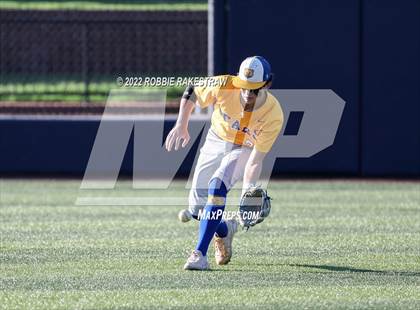 Thumbnail 2 in Brownsboro vs. Sunnyvale (UIL 4A Region II Bi-District Playoff) photogallery.