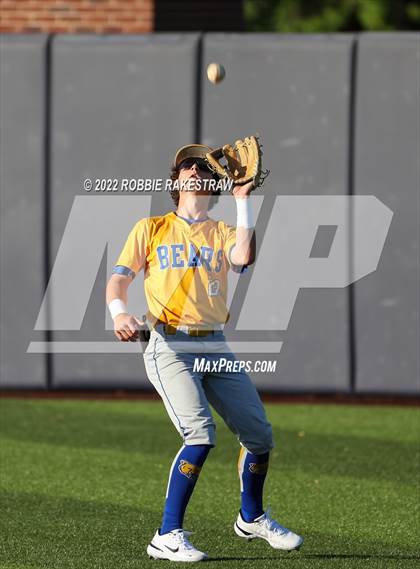 Thumbnail 2 in Brownsboro vs. Sunnyvale (UIL 4A Region II Bi-District Playoff) photogallery.