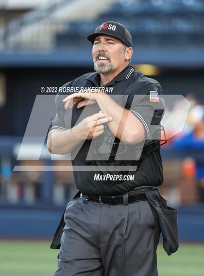 Thumbnail 1 in Brownsboro vs. Sunnyvale (UIL 4A Region II Bi-District Playoff) photogallery.