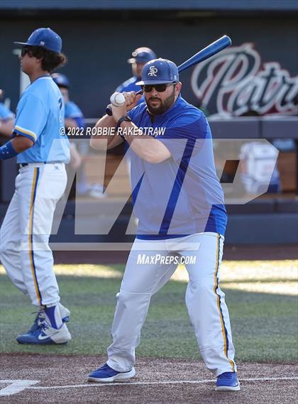 Thumbnail 1 in Brownsboro vs. Sunnyvale (UIL 4A Region II Bi-District Playoff) photogallery.