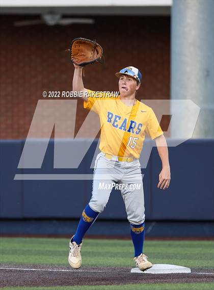 Thumbnail 1 in Brownsboro vs. Sunnyvale (UIL 4A Region II Bi-District Playoff) photogallery.