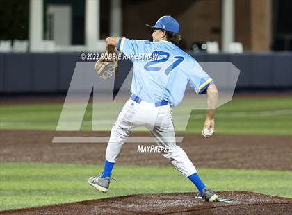 Thumbnail 3 in Brownsboro vs. Sunnyvale (UIL 4A Region II Bi-District Playoff) photogallery.