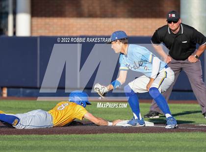 Thumbnail 1 in Brownsboro vs. Sunnyvale (UIL 4A Region II Bi-District Playoff) photogallery.