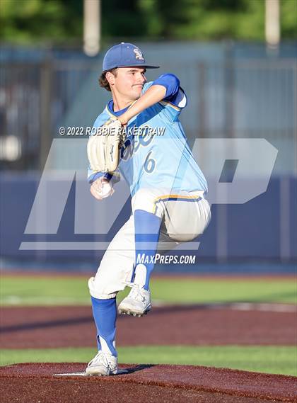 Thumbnail 3 in Brownsboro vs. Sunnyvale (UIL 4A Region II Bi-District Playoff) photogallery.