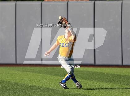 Thumbnail 1 in Brownsboro vs. Sunnyvale (UIL 4A Region II Bi-District Playoff) photogallery.