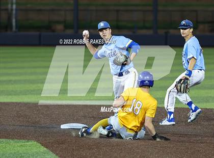 Thumbnail 2 in Brownsboro vs. Sunnyvale (UIL 4A Region II Bi-District Playoff) photogallery.