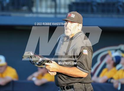 Thumbnail 3 in Brownsboro vs. Sunnyvale (UIL 4A Region II Bi-District Playoff) photogallery.