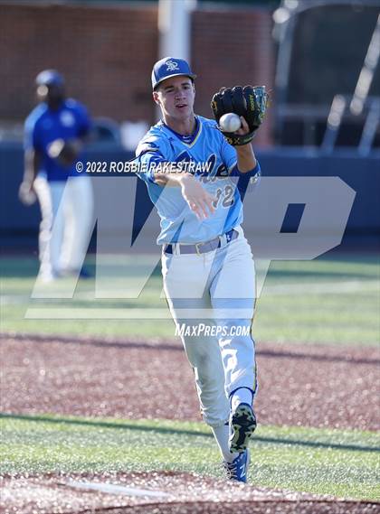 Thumbnail 1 in Brownsboro vs. Sunnyvale (UIL 4A Region II Bi-District Playoff) photogallery.