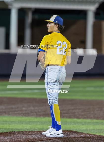 Thumbnail 3 in Brownsboro vs. Sunnyvale (UIL 4A Region II Bi-District Playoff) photogallery.