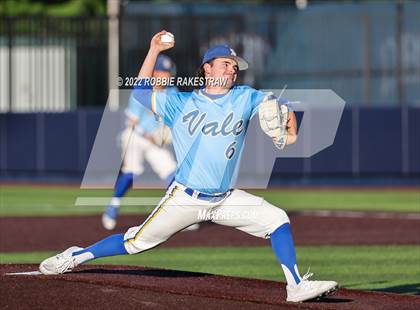Thumbnail 1 in Brownsboro vs. Sunnyvale (UIL 4A Region II Bi-District Playoff) photogallery.