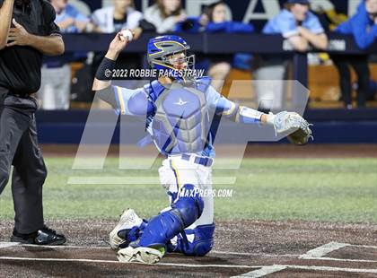 Thumbnail 2 in Brownsboro vs. Sunnyvale (UIL 4A Region II Bi-District Playoff) photogallery.