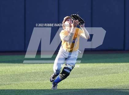 Thumbnail 1 in Brownsboro vs. Sunnyvale (UIL 4A Region II Bi-District Playoff) photogallery.