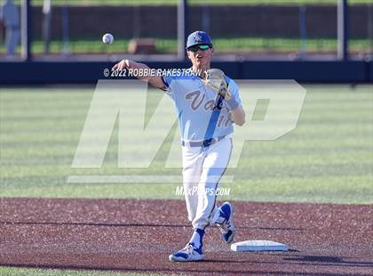 Thumbnail 3 in Brownsboro vs. Sunnyvale (UIL 4A Region II Bi-District Playoff) photogallery.