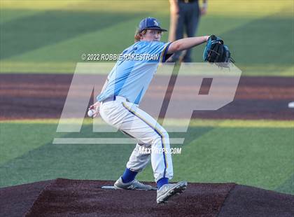Thumbnail 3 in Brownsboro vs. Sunnyvale (UIL 4A Region II Bi-District Playoff) photogallery.