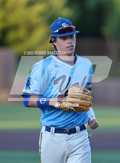 Thumbnail 3 in Brownsboro vs. Sunnyvale (UIL 4A Region II Bi-District Playoff) photogallery.