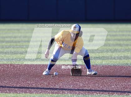Thumbnail 2 in Brownsboro vs. Sunnyvale (UIL 4A Region II Bi-District Playoff) photogallery.
