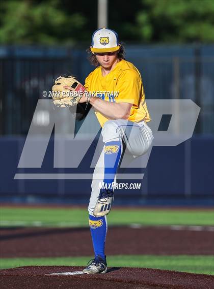 Thumbnail 3 in Brownsboro vs. Sunnyvale (UIL 4A Region II Bi-District Playoff) photogallery.