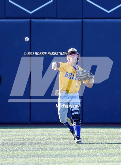 Thumbnail 1 in Brownsboro vs. Sunnyvale (UIL 4A Region II Bi-District Playoff) photogallery.