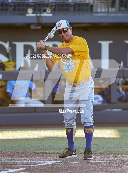 Thumbnail 1 in Brownsboro vs. Sunnyvale (UIL 4A Region II Bi-District Playoff) photogallery.