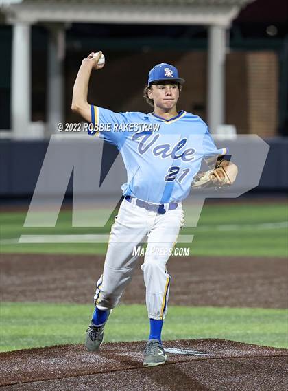 Thumbnail 1 in Brownsboro vs. Sunnyvale (UIL 4A Region II Bi-District Playoff) photogallery.