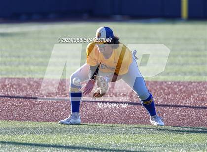 Thumbnail 2 in Brownsboro vs. Sunnyvale (UIL 4A Region II Bi-District Playoff) photogallery.
