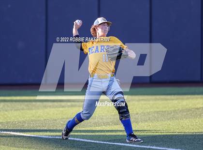Thumbnail 3 in Brownsboro vs. Sunnyvale (UIL 4A Region II Bi-District Playoff) photogallery.
