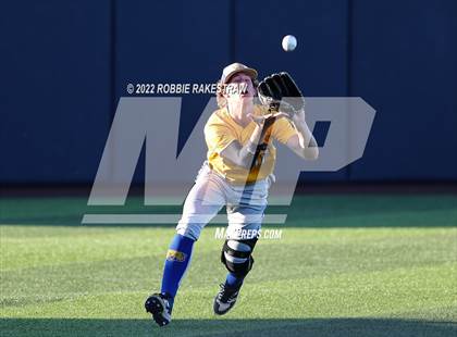 Thumbnail 2 in Brownsboro vs. Sunnyvale (UIL 4A Region II Bi-District Playoff) photogallery.