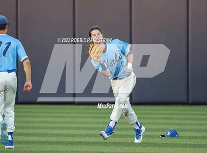 Thumbnail 1 in Brownsboro vs. Sunnyvale (UIL 4A Region II Bi-District Playoff) photogallery.