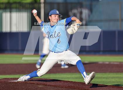 Thumbnail 3 in Brownsboro vs. Sunnyvale (UIL 4A Region II Bi-District Playoff) photogallery.