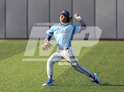Thumbnail 2 in Brownsboro vs. Sunnyvale (UIL 4A Region II Bi-District Playoff) photogallery.