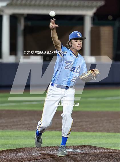 Thumbnail 2 in Brownsboro vs. Sunnyvale (UIL 4A Region II Bi-District Playoff) photogallery.