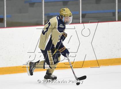 Thumbnail 1 in Notre Dame Catholic vs. Glastonbury (CIAC D1 Quarterfinal) photogallery.