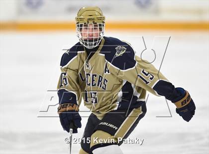 Thumbnail 3 in Notre Dame Catholic vs. Glastonbury (CIAC D1 Quarterfinal) photogallery.