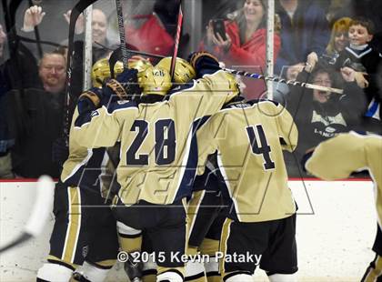 Thumbnail 3 in Notre Dame Catholic vs. Glastonbury (CIAC D1 Quarterfinal) photogallery.
