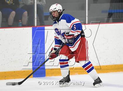 Thumbnail 1 in Notre Dame Catholic vs. Glastonbury (CIAC D1 Quarterfinal) photogallery.