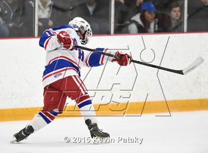 Thumbnail 1 in Notre Dame Catholic vs. Glastonbury (CIAC D1 Quarterfinal) photogallery.