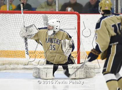 Thumbnail 3 in Notre Dame Catholic vs. Glastonbury (CIAC D1 Quarterfinal) photogallery.