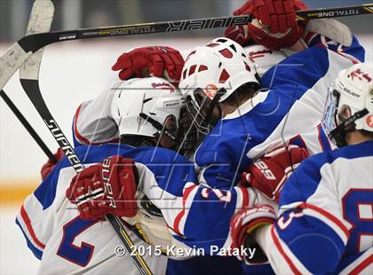 Thumbnail 2 in Notre Dame Catholic vs. Glastonbury (CIAC D1 Quarterfinal) photogallery.