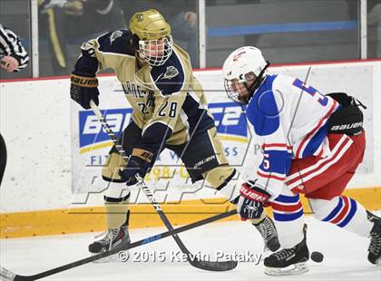 Thumbnail 3 in Notre Dame Catholic vs. Glastonbury (CIAC D1 Quarterfinal) photogallery.