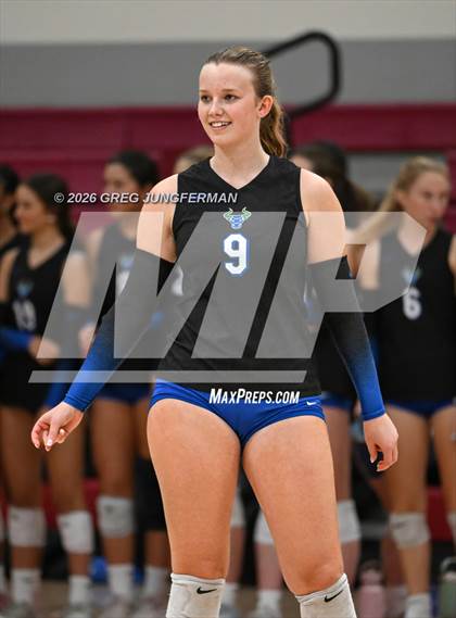 Thumbnail 3 in Marin Catholic vs Branson photogallery.