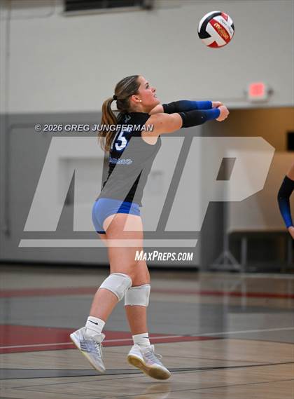 Thumbnail 2 in Marin Catholic vs Branson photogallery.