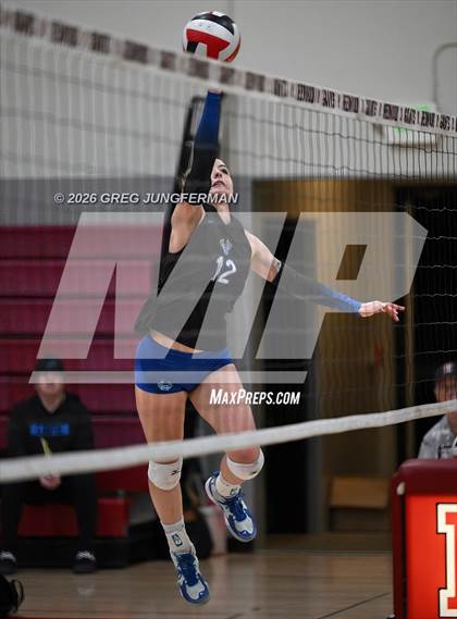 Thumbnail 3 in Marin Catholic vs Branson photogallery.