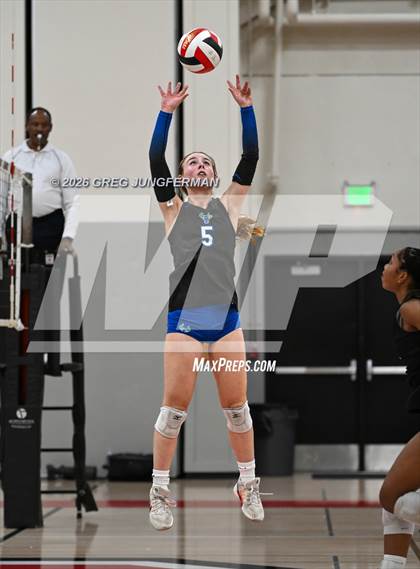 Thumbnail 3 in Marin Catholic vs Branson photogallery.