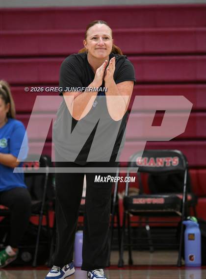 Thumbnail 2 in Marin Catholic vs Branson photogallery.