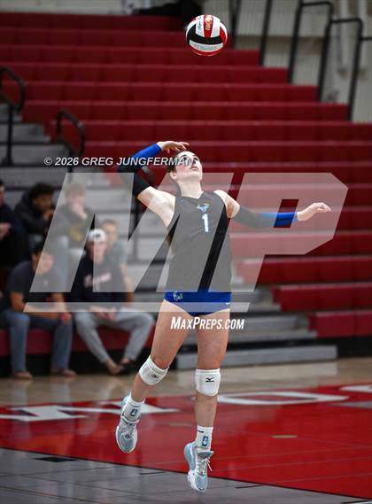 Thumbnail 1 in Marin Catholic vs Branson photogallery.